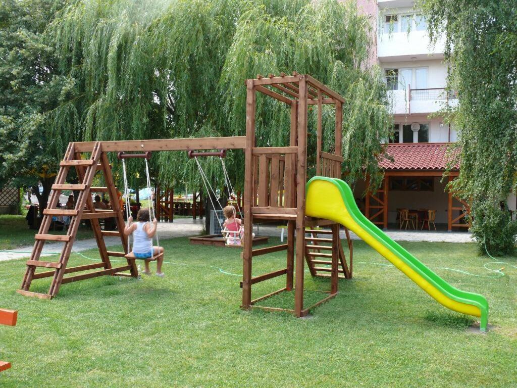 Pochivna Stanzia Vitosha Hotel Velingrad Bagian luar foto